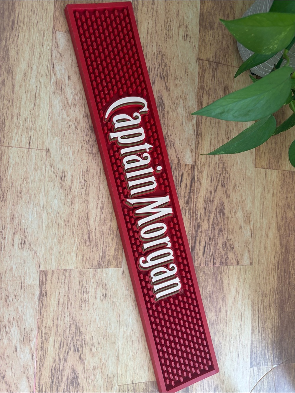 Red Bar Rail Mat